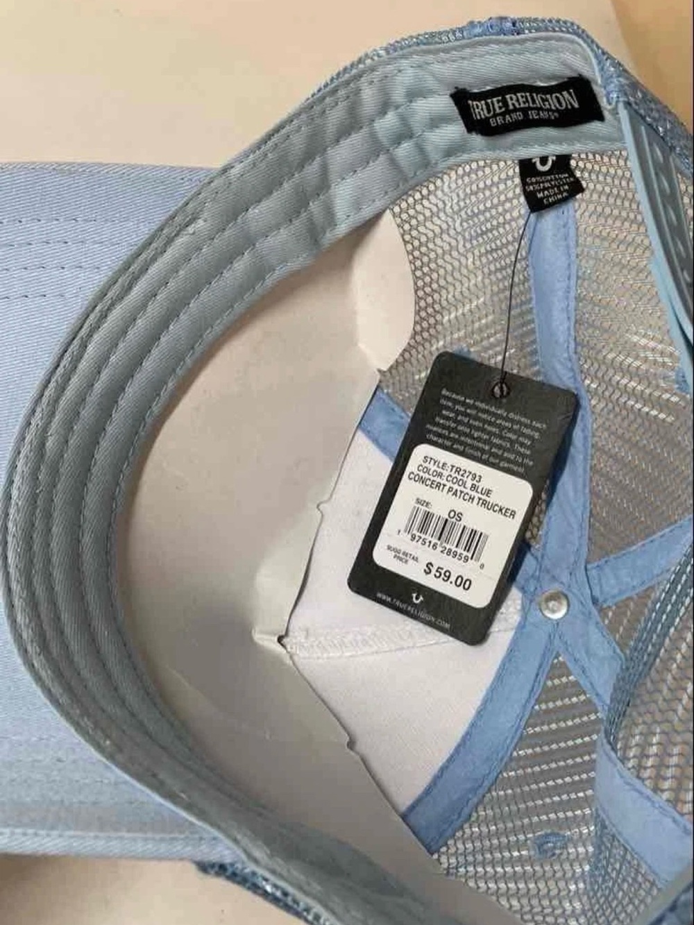 True Religion hat & purse bundle - Picture 10 of 11